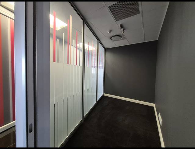 421M² OFFICE TO LET IN SANDTON CENTRAL